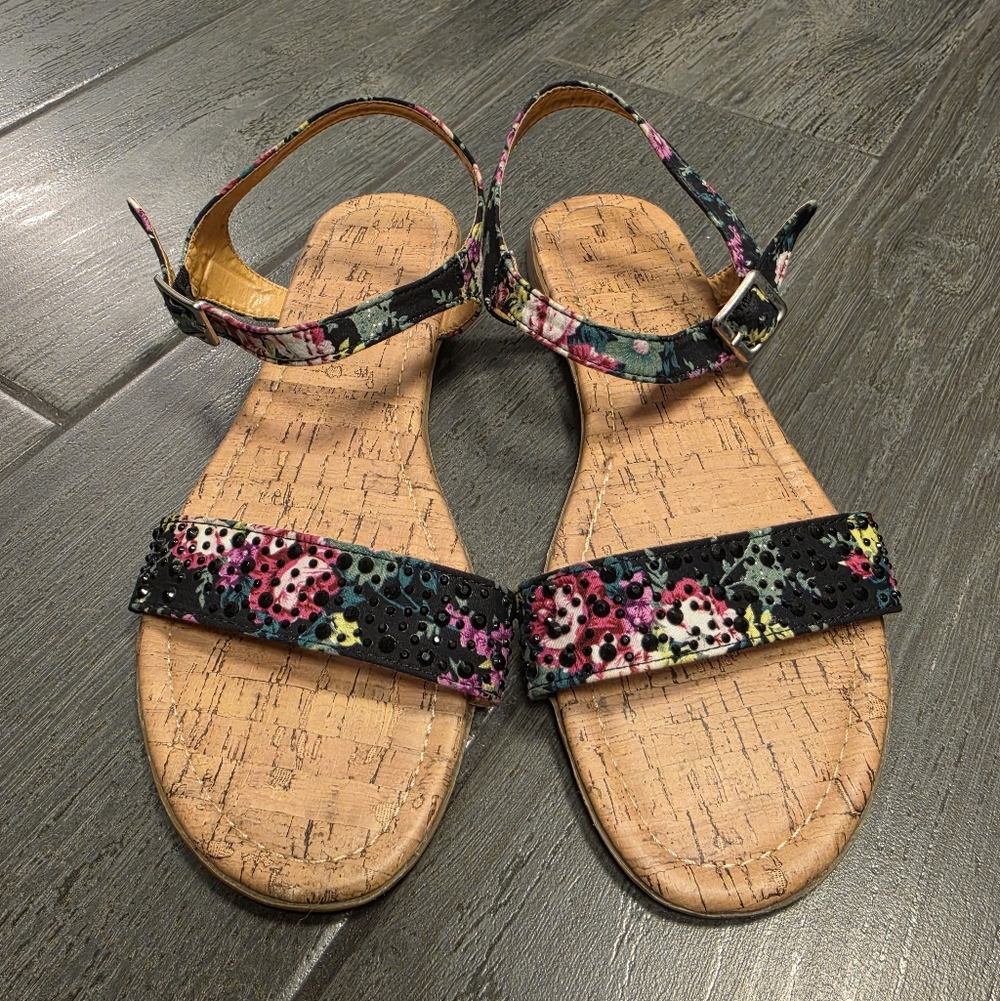 CL BY LAUNDRY Black Floral Rhinestone Ankle-Strap Cork Sandals